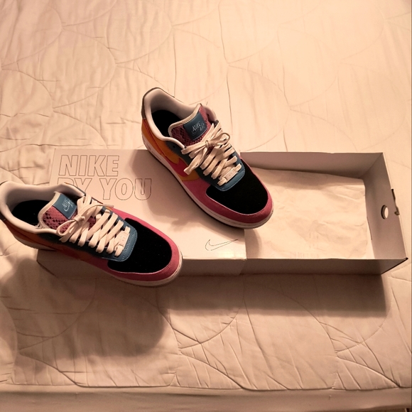 *RARE*🔥 AIR FORCE 1 🔥 - Picture 4 of 4